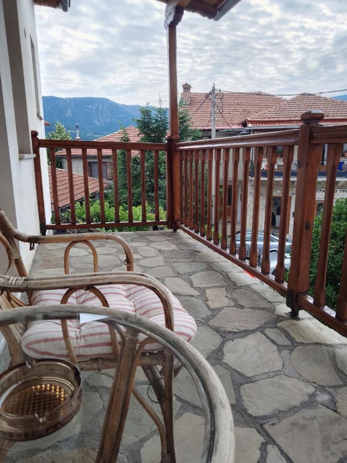 Arka Metsovo Hotell Exteriör bild