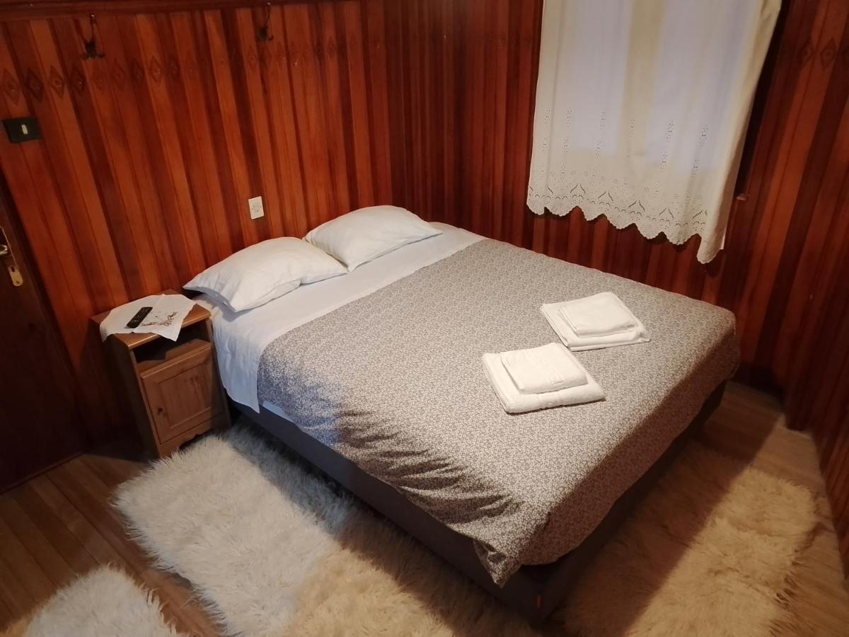 Arka Metsovo Hotell Exteriör bild